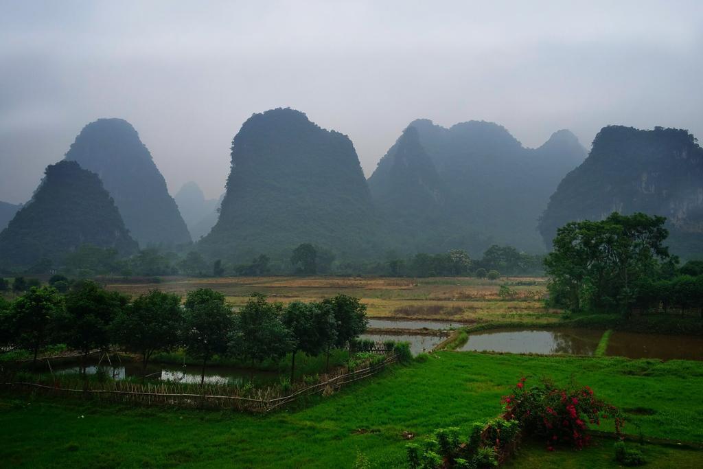 Ctn Karst Inn Yangshuo Exteriör bild