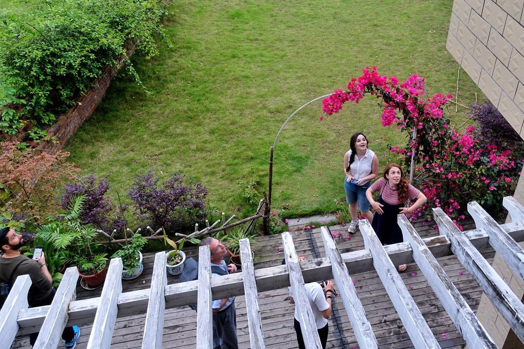 Ctn Karst Inn Yangshuo Exteriör bild